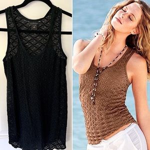 EUC Victorias Secret Geo Diamond Stretch Lace Tank
